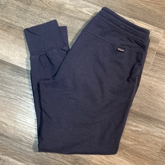 Patagonia Organic Cotton Blend Ahnya Jogger - Picture 2 of 4